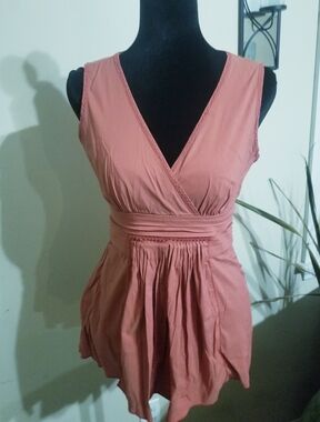 BCBG summer top